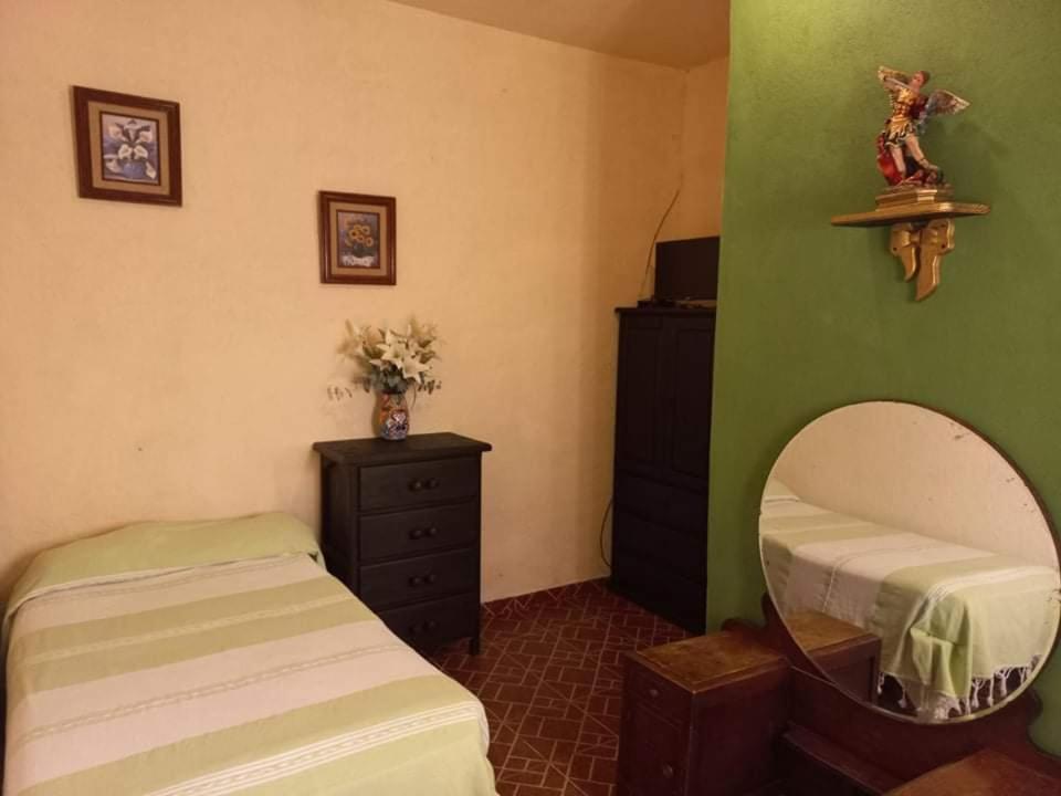サン・ミゲル・デ・アジェンデ Casa Loteria Bed & Breakfast エクステリア 写真