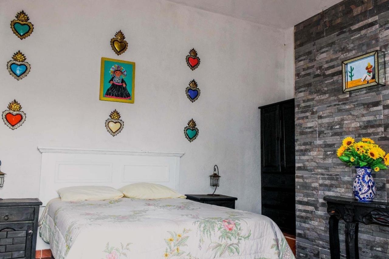 サン・ミゲル・デ・アジェンデ Casa Loteria Bed & Breakfast エクステリア 写真