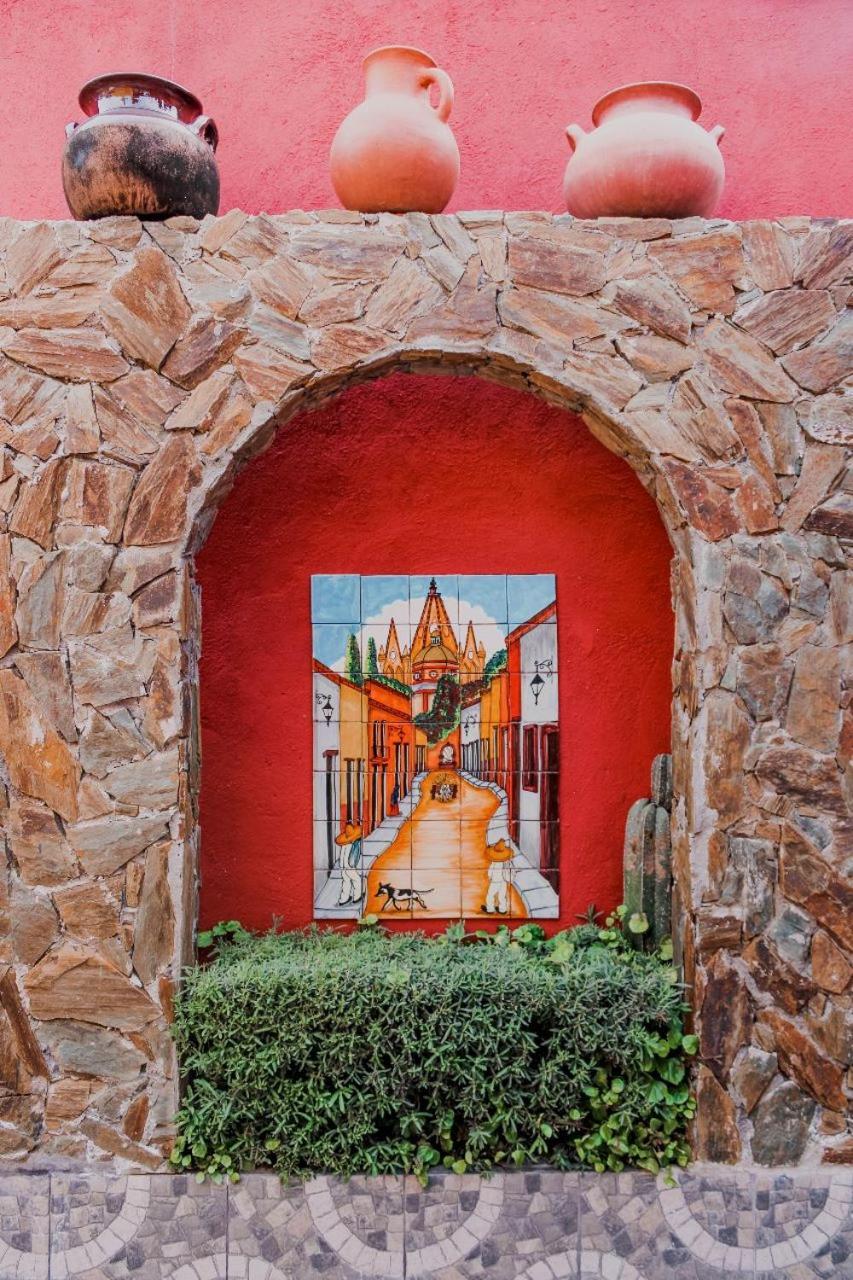 サン・ミゲル・デ・アジェンデ Casa Loteria Bed & Breakfast エクステリア 写真